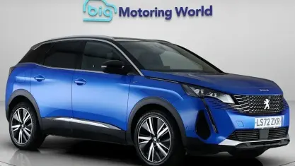 Używany Peugeot 3008 Premium 131 KM (96 kW) 2022 Niebieski SUV