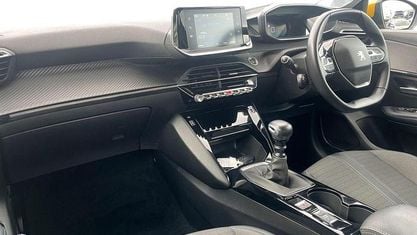 Gebraucht Peugeot 208 Allure 102 PS (75 kW) 2020 Gelb Kleinwagen