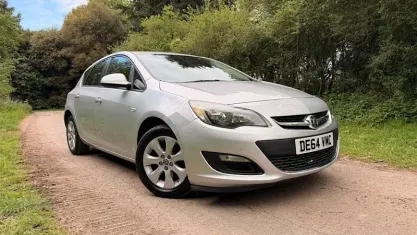 Używany Vauxhall Astra Design Edition 116 KM (85 kW) 2015 Hatchback