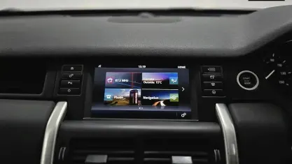 Used Land Rover Discovery Sport SE 179 HP (131 kW) 2019 SUV