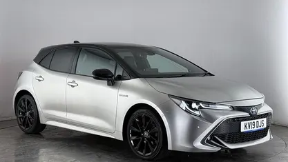 Used Toyota Corolla 122 HP (89 kW) 2022 Hatchback