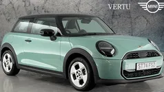 Used 2024 Mini Cooper Classic Hatchback | £22,399 (Fair price)
