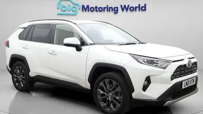 Used Toyota RAV4 218 HP (160 kW) 2025 SUV