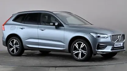 Used Volvo XC60 R-Design 190 HP (139 kW) 2019 Grey SUV
