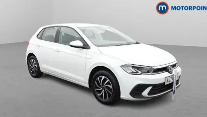 Used VW Polo Life 80 HP (58 kW) 2024 White Hatchback
