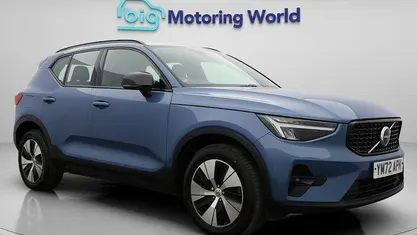 Usado Volvo XC40 Plus 211 HP (155 kW) 2023 Azul SUV