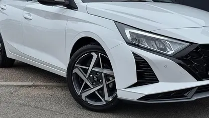 Used Hyundai i20 Premium 101 HP (74 kW) 2025 Hatchback