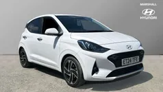White Used 2024 Hyundai i10 Premium Hatchback | £15,511 (Fair price)