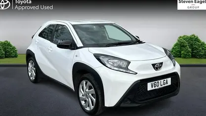 Używany Toyota Aygo X PURE 72 KM (52 kW) 2025 SUV