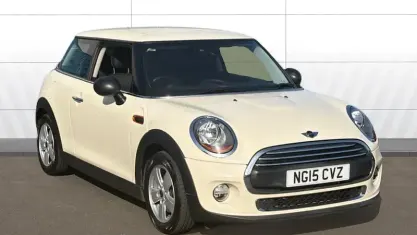 Begagnad Mini ONE Hatch 102 HK (75 kW) 2017 Halvkombi