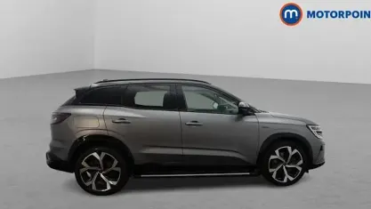 Used Renault Austral Iconic Esprit Alpine 200 HP (147 kW) 2023 Grey/black SUV