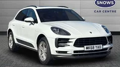 White Used 2018 Porsche Macan SUV | £27,249 (Fair price)