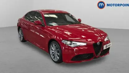 Used Alfa Romeo Giulia Sprint 280 HP (205 kW) 2021 Red Sedan