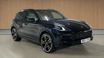 Used Porsche Cayenne Platinum Edition 462 HP (339 kW) 2022 Blue SUV