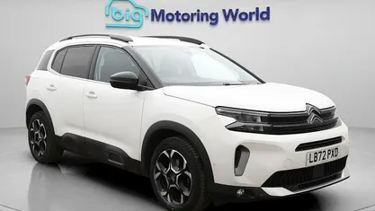 White Used 2023 Citroën C5 PureTech Hatchback | £16,400 (Good price)