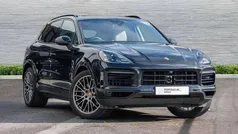 Black Used 2023 Porsche Cayenne Platinum Edition SUV | £67,495 (Fair price)
