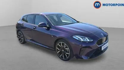 Begagnad BMW 120 M Sport 156 HK (114 kW) 2025 Halvkombi