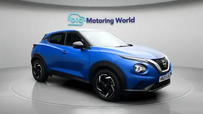 Used Nissan Juke N-Connecta 114 HP (83 kW) 2023 Blue SUV
