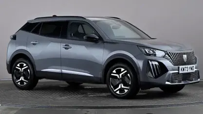 Used Peugeot 2008 Allure 131 HP (96 kW) 2023 Grey SUV