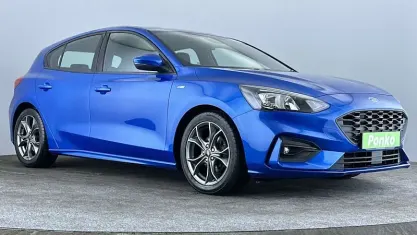 Used Ford Focus ST-Line 125 HP (91 kW) 2018 Blue Hatchback