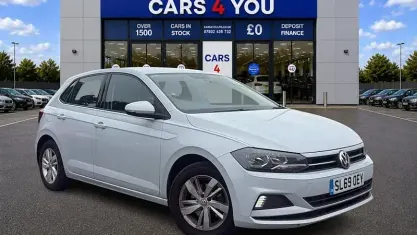 Used VW Polo SE 95 HP (69 kW) 2019 Silver Hatchback