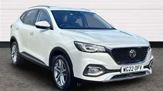 White Used 2022 MG HS Excite SUV | £12,990 (Fair price)
