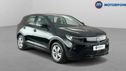 Used Vauxhall Grandland X Design Edition 131 HP (96 kW) 2023 Black SUV