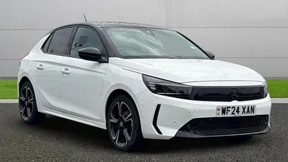 Used Vauxhall Corsa 75 HP (55 kW) 2024 White Hatchback