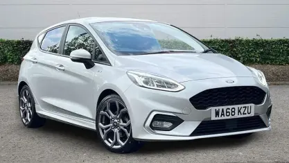 Begagnad Ford Fiesta ST-Line 125 HK (91 kW) 2018 Silver Halvkombi