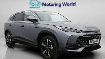 Usado MG HS Trophy 170 CV (125 kW) 2025 Gris SUV
