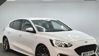 Begagnad Ford Focus ST-Line 125 HK (91 kW) 2020 Halvkombi