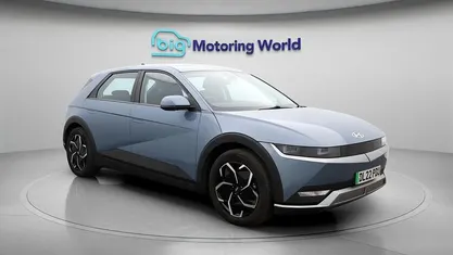 Used Hyundai Ioniq SE 125 kW (170 HP) 2022 Blue Hatchback