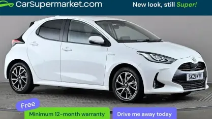 Second-hand Toyota Yaris Hybrid Design 116 CP (85 kW) 2026 Hatchback