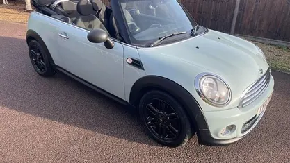 Used 2015 Mini ONE Hatchback | £5,250 (Good price)