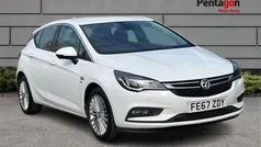 White Used 2017 Vauxhall Astra Elite Hatchback | £6,702 (Fair price)