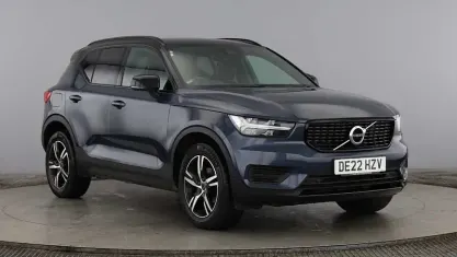 Usado Volvo XC40 R-Design 163 HP (119 kW) 2021 SUV