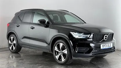 Used Volvo XC40 R-Design 211 HP (155 kW) 2021 SUV