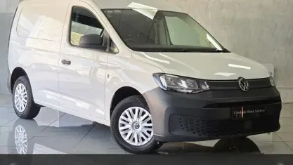 Used VW Caddy 102 HP (75 kW) 2022 White MPV