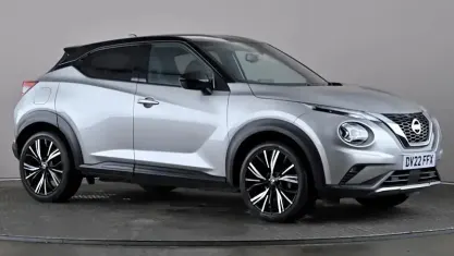 Used Nissan Juke Tekna+ 114 HP (83 kW) 2022 Silver SUV