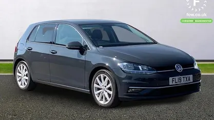 Begagnad VW Golf VII GT 150 HK (110 kW) 2019 Grå Halvkombi