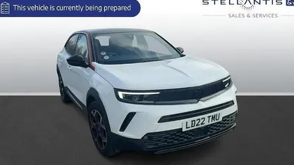 Used Vauxhall Mokka SRi 131 HP (96 kW) 2022 White SUV