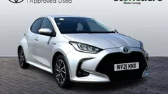 Silver Used 2021 Toyota Yaris Hybrid Design Hatchback | £15,500 (Good price)