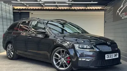 Begagnad Skoda Octavia vRS 184 HK (135 kW) 2016 Svart Kombi