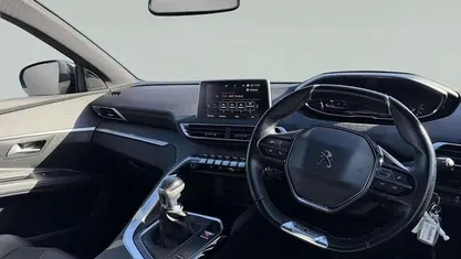 Used Peugeot 5008 GT-line 131 HP (96 kW) 2019 Green SUV