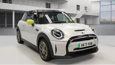 Used 2023 Mini Cooper Level 1 Hatchback | £11,990 (Fair price)