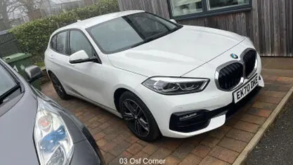 Used BMW 118 Sport Line 140 HP (102 kW) 2020 White Hatchback