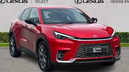 Used Lexus LBX 136 HP (100 kW) 2025 Red SUV