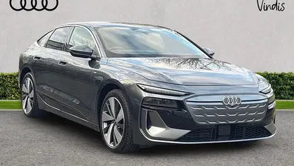 Begagnad Audi A6 e-tron S-Line 210 kW (286 HK) 2025 Kombi