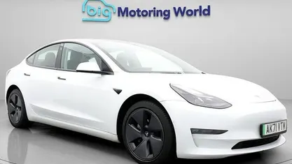Used 2023 Tesla Model 3 Long Range AWD Sedan | £18,300 (Fair price)