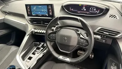 Used Peugeot 3008 GT 131 HP (96 kW) 2023 White SUV